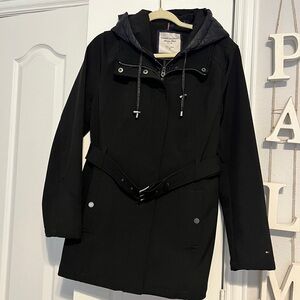 Tommy Hilfiger women’s belted trench coat